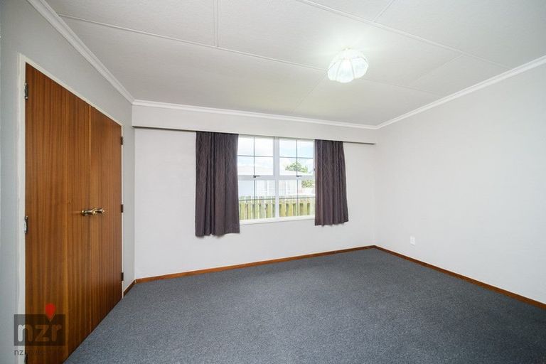 Photo of property in 6 Oban Place, Awapuni, Palmerston North, 4412