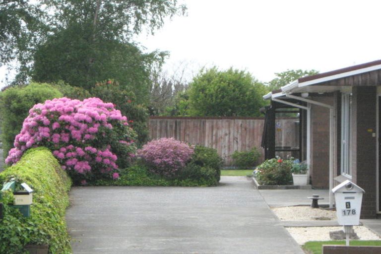 Photo of property in 1/178 Grimseys Road, Redwood, Christchurch, 8051