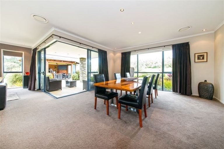 Photo of property in 131 Foster Road, Kumeu, 0891