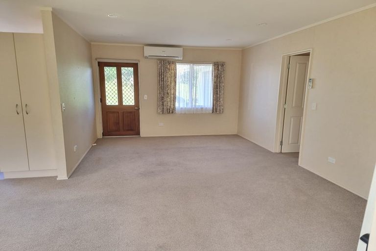 Photo of property in 8 Noone Close, Onerahi, Whangarei, 0110
