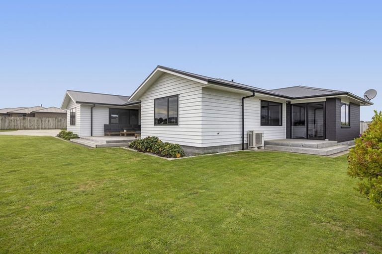 Photo of property in 20a Larlin Drive, Hawera, 4675