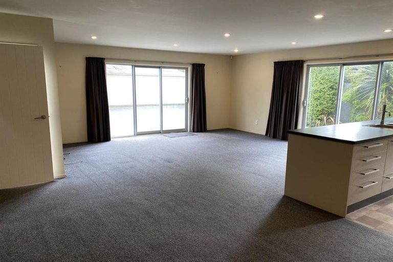 Photo of property in 53 Ilam Road, Upper Riccarton, Christchurch, 8041