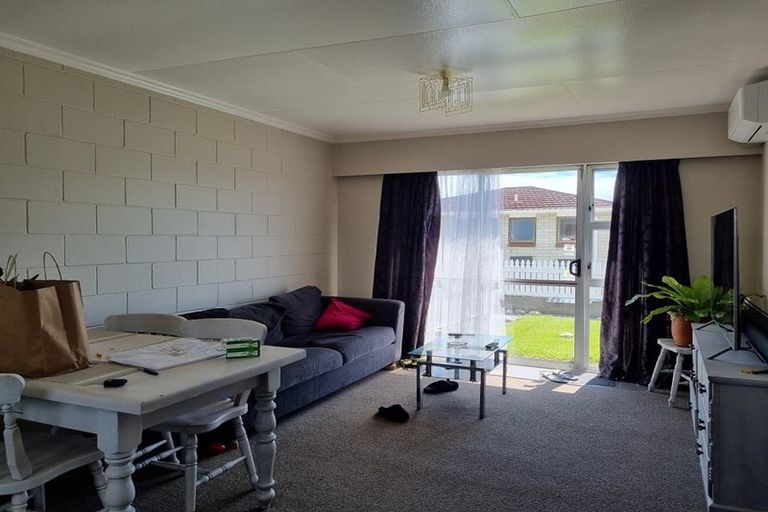 Photo of property in 17 Pleiades Street, Waitara, 4320