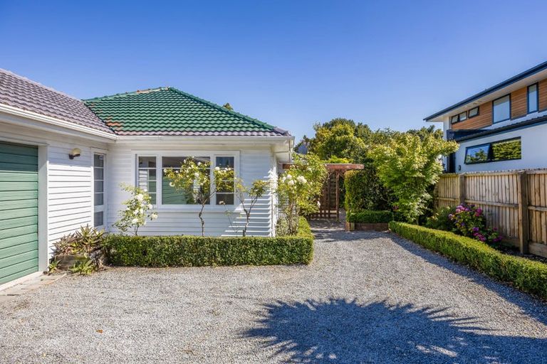 Photo of property in 105 Glandovey Road, Strowan, Christchurch, 8052
