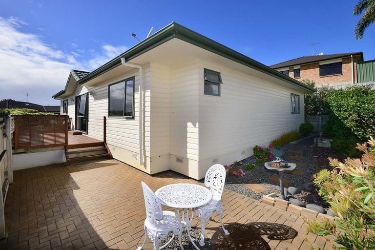 Photo of property in 9 Elan Place, Stanmore Bay, Whangaparaoa, 0932