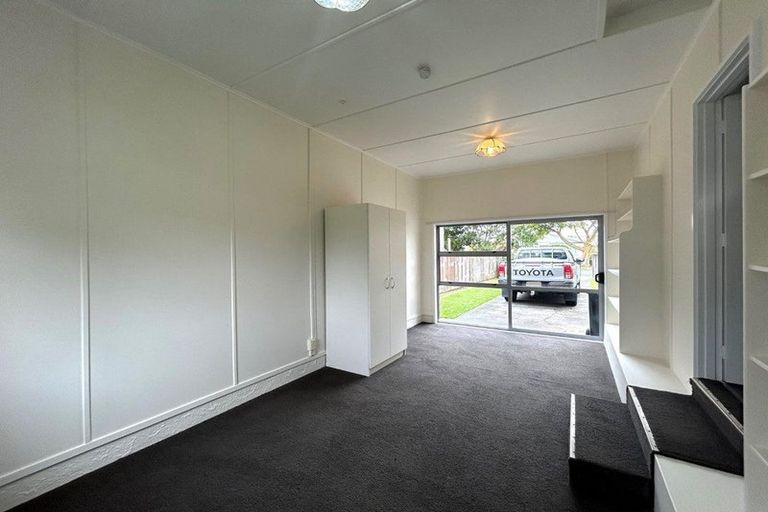 Photo of property in 44 Avenue Road, Greenmeadows, Napier, 4112