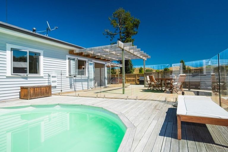 Photo of property in 55 Atkins Street, Patutahi, Gisborne, 4072