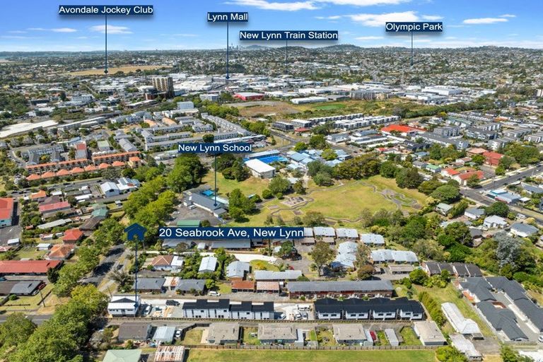 Photo of property in 11/20 Seabrook Avenue, New Lynn, Auckland, 0600