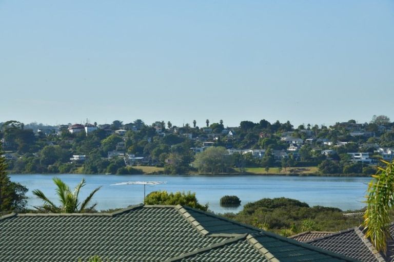 Photo of property in 36 Kath Hopper Drive, Orewa, 0931