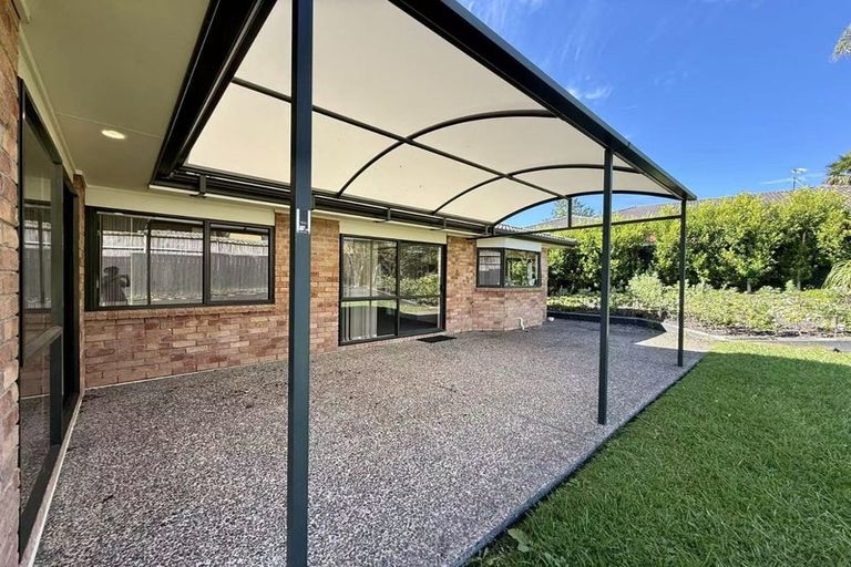 Photo of property in 5 Pittville Place, Henderson, Auckland, 0612