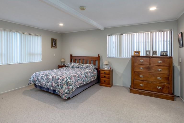 Photo of property in 13 Jellicoe Street, Greytown, 5712