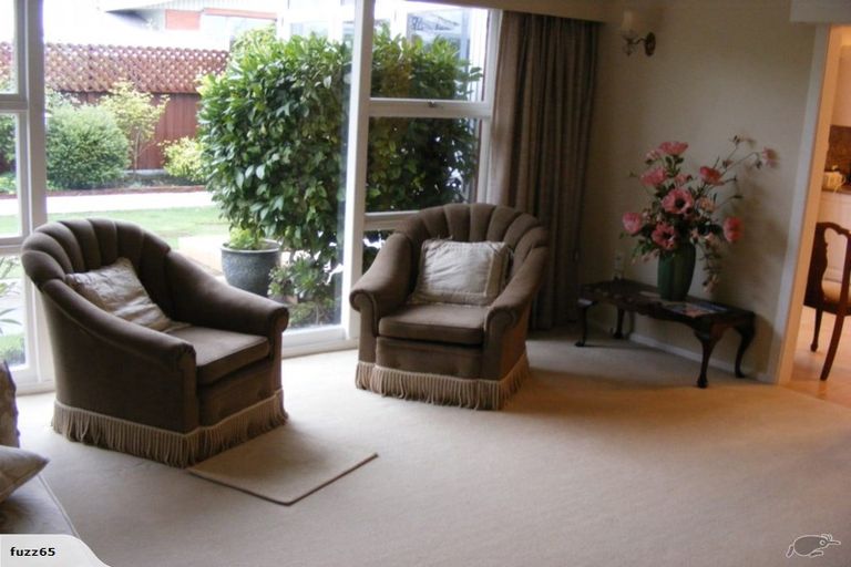 Photo of property in 2/292 Avonhead Road, Avonhead, Christchurch, 8042