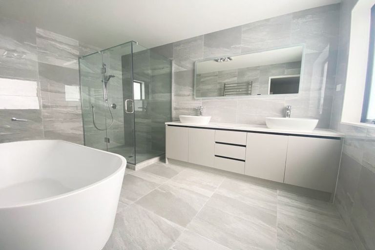 Photo of property in 81 Michael Bosher Way, Flat Bush, Auckland, 2019