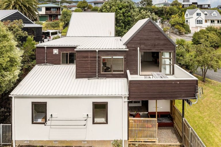 Photo of property in 18 Langwell Place, Papakowhai, Porirua, 5024