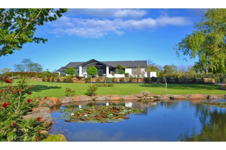 Photo of property in 10 Cochrane Drive, Kerikeri, 0230