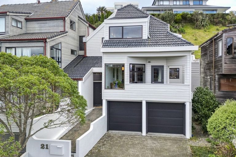Photo of property in 21 Rama Crescent, Khandallah, Wellington, 6035