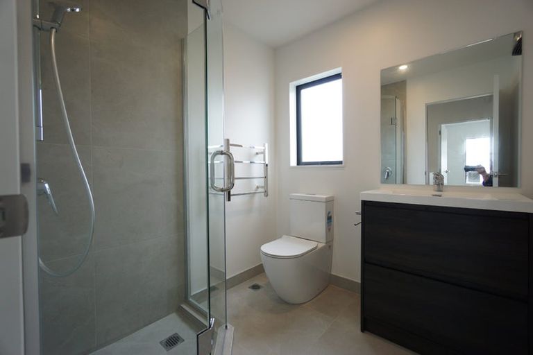 Photo of property in 3/22 Takapu Street, Henderson, Auckland, 0612