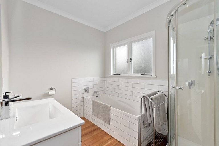 Photo of property in 22 Strowan Avenue, Fairfield, Hamilton, 3214