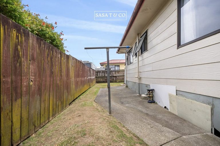Photo of property in 2/4 Colin Street, Mangere, Auckland, 2022