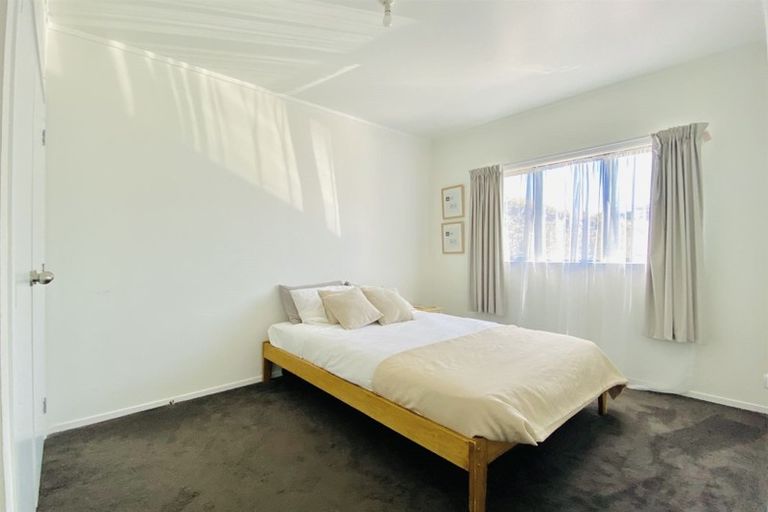 Photo of property in 3a Domain Road, Weymouth, Auckland, 2103