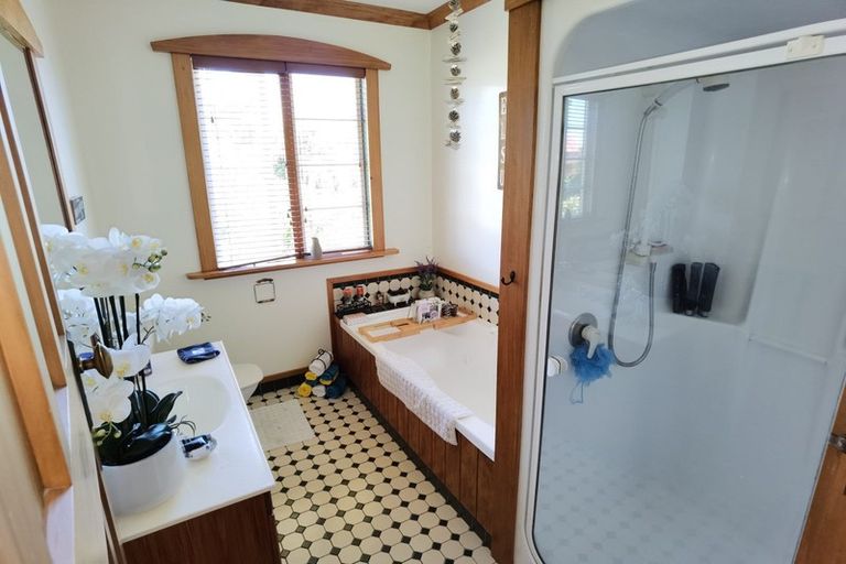 Photo of property in 327 Wanganui Flat Road, Harihari, 7884