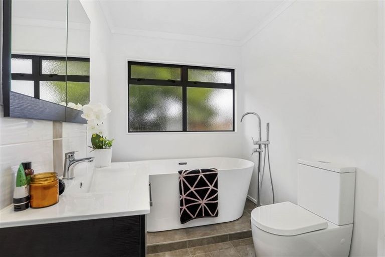 Photo of property in 61 Diomede Glade, Flagstaff, Hamilton, 3210