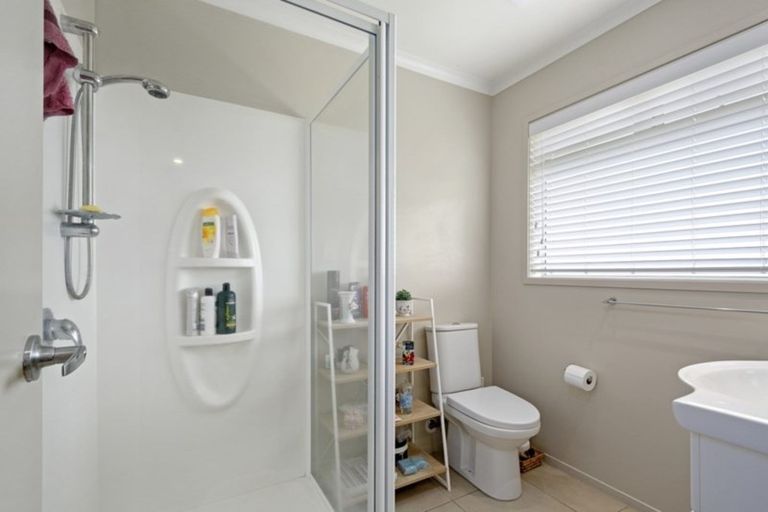 Photo of property in 20 Falcon Drive, Welcome Bay, Tauranga, 3112