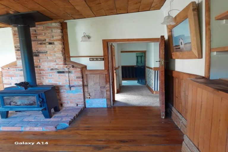 Photo of property in 51 Ellesmere Street, Ravensbourne, Dunedin, 9022