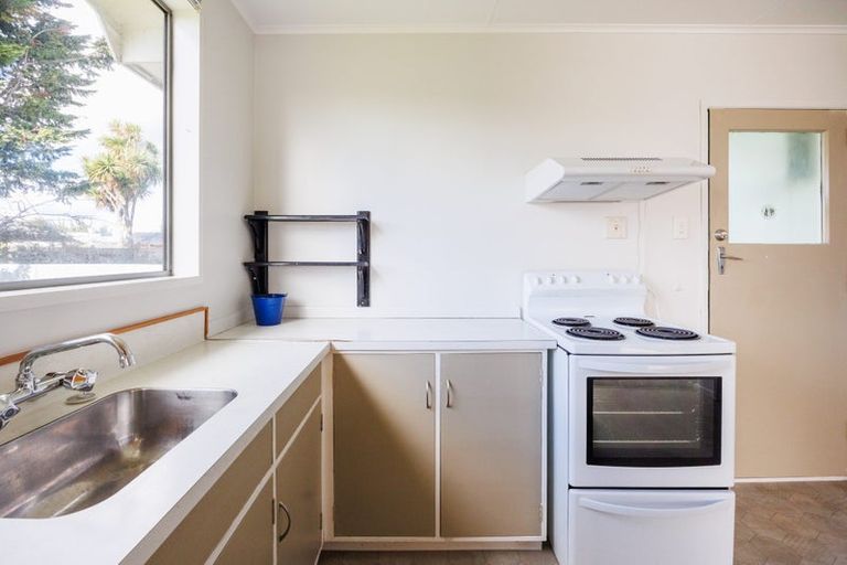 Photo of property in 101 Shamrock Street, Takaro, Palmerston North, 4412