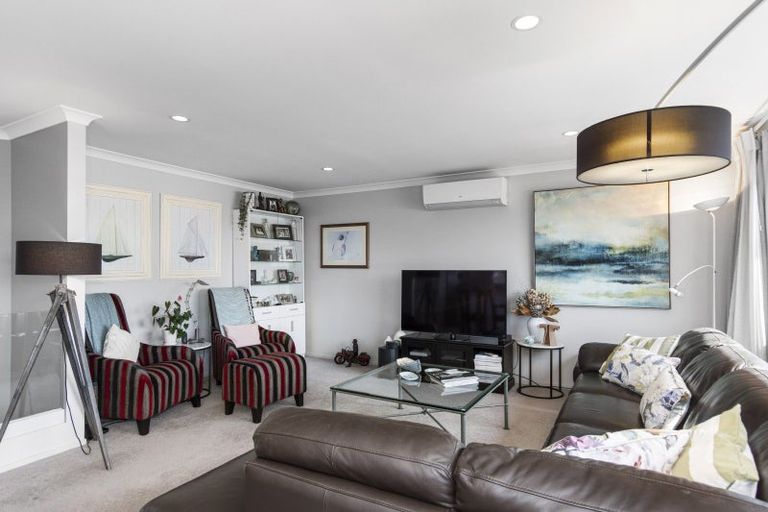 Photo of property in 7a Ridgemount Terrace, Welcome Bay, Tauranga, 3112