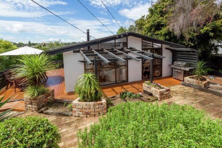 Photo of property in 26a Waterloo Street, Howick, Auckland, 2014