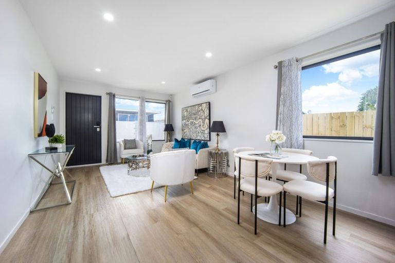 Photo of property in 8a Sharland Avenue, Manurewa, Auckland, 2102