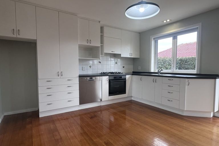 Photo of property in 38 Evesham Crescent, Spreydon, Christchurch, 8024