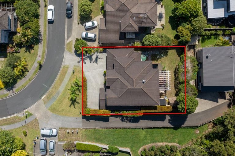 Photo of property in 17 Witton Place, Schnapper Rock, Auckland, 0632