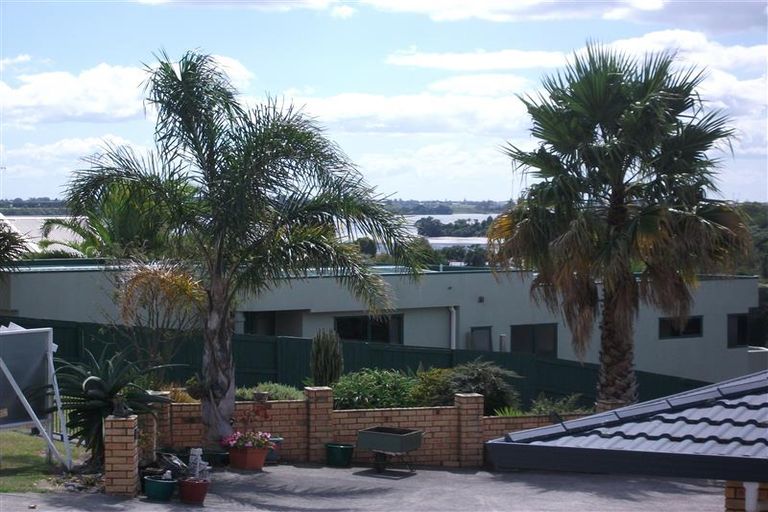 Photo of property in 51 Homestead Place, Welcome Bay, Tauranga, 3112