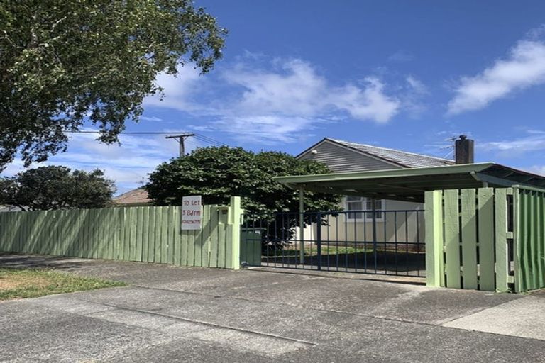 Photo of property in 1275 High Street, Taita, Lower Hutt, 5011