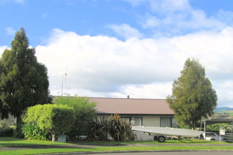Photo of property in 18 Knox Place, Greerton, Tauranga, 3112
