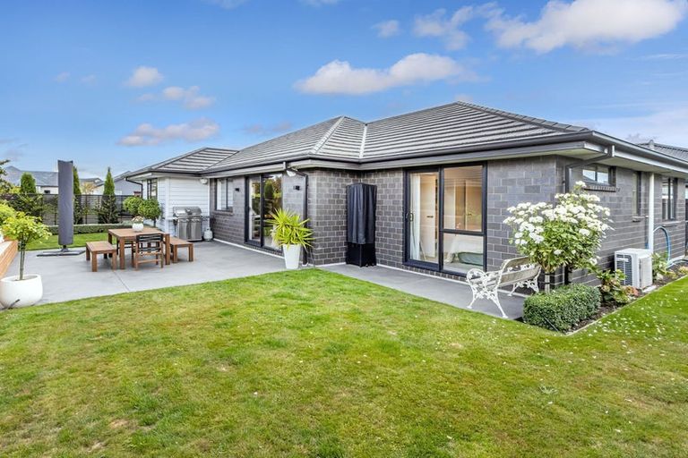 Photo of property in 30 Katrine Drive, Marshland, Christchurch, 8083