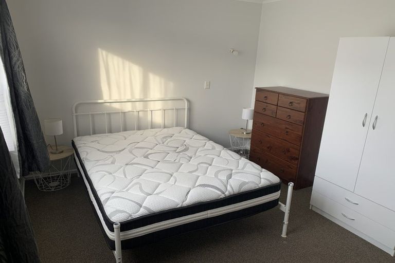 Photo of property in 3 Bella Grove, Naenae, Lower Hutt, 5011