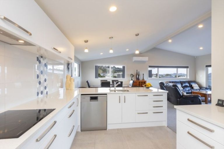 Photo of property in 7 Schooner Avenue, Snells Beach, 0920