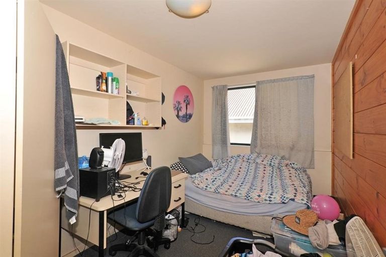 Photo of property in Te Awhina Apartments, 17/22 Sussex Street, Mount Cook, Wellington, 6021