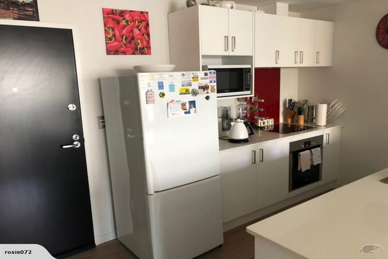 Photo of property in 1c/136 Stancombe Road, Flat Bush, Auckland, 2016