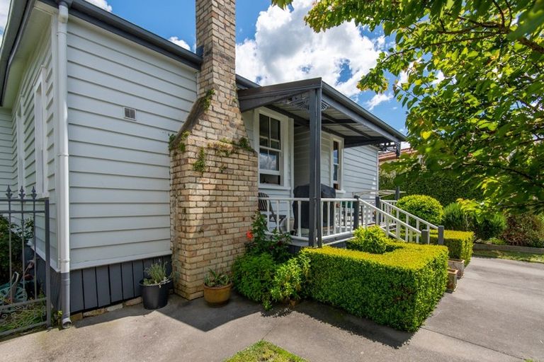 Photo of property in 57 Carlyle Street, Leamington, Cambridge, 3432