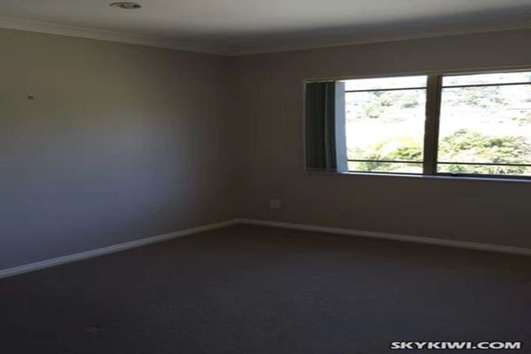 Photo of property in 35 Helvetia Drive, Browns Bay, Auckland, 0630