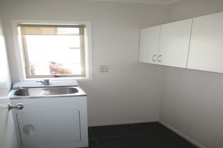 Photo of property in 27 Whitney Place, Rototuna North, Hamilton, 3210