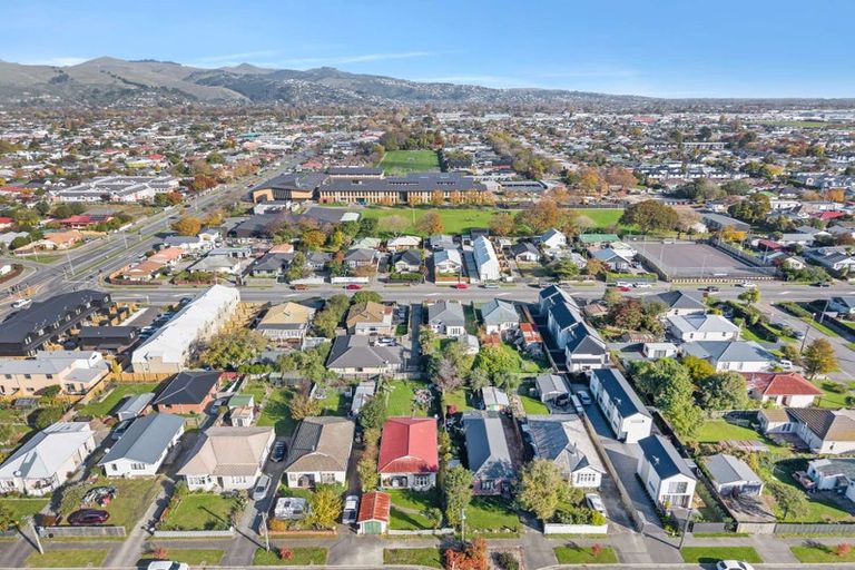 Photo of property in 16 Newcastle Street, Phillipstown, Christchurch, 8011