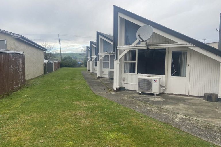 Photo of property in 1-5/7 Charlton Lane, Gore, 9710