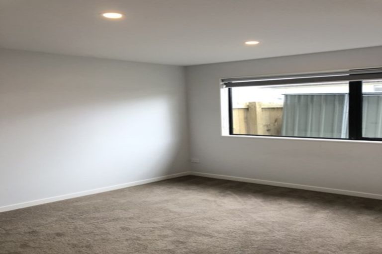 Photo of property in 157 Tiriwa Drive, Massey, Auckland, 0614