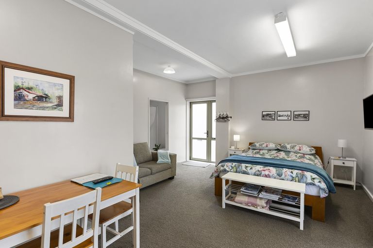 Photo of property in 48 Parkhurst Road, Helensville, 0874