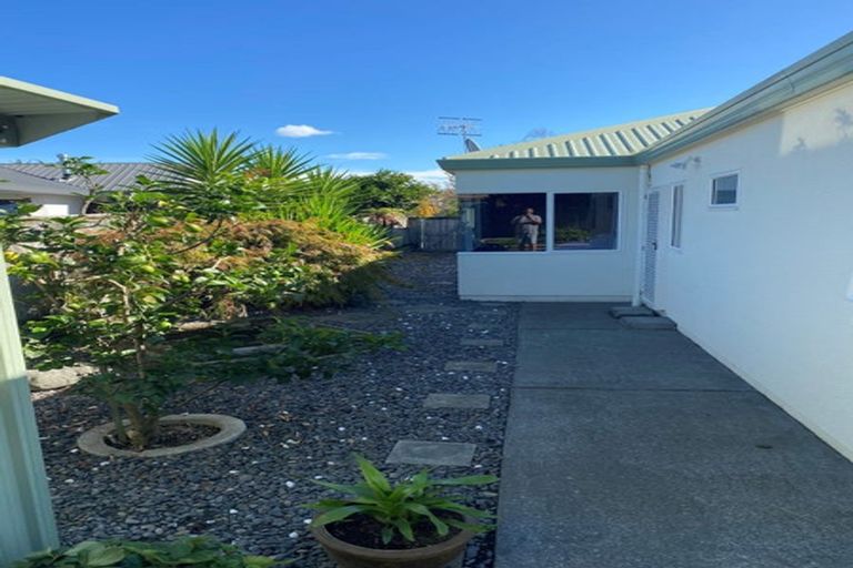 Photo of property in 7 Kingsgate Avenue, Havelock North, 4130